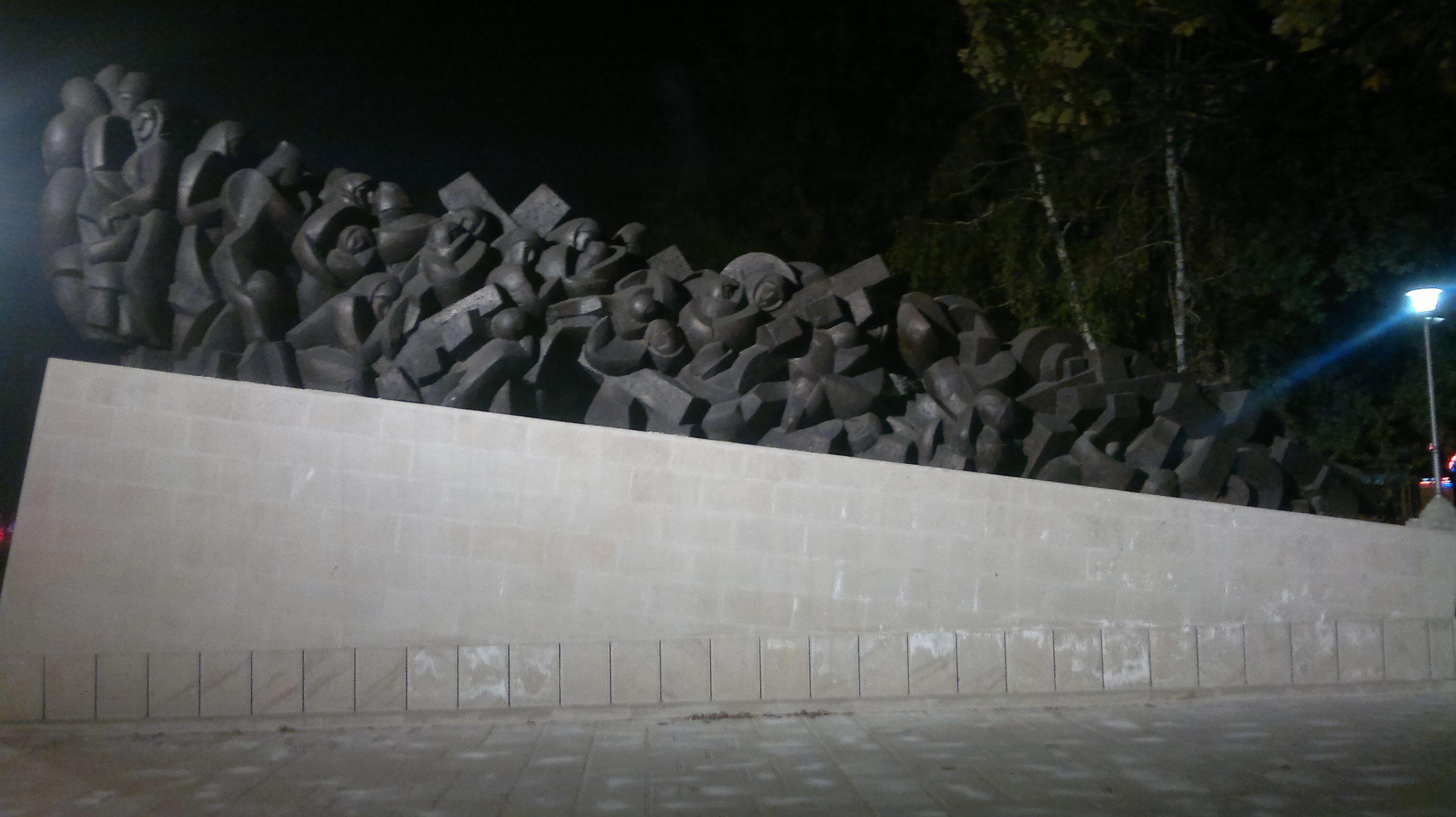 Monumentul deportaților din Chișinău