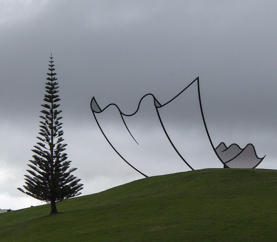 Taken at Alan Gibbs Farm, Kumeu. The sculpture is 'Horizons' by Neil Dawson. I absolutely love this artwork, from the right angle it's exactly as if…