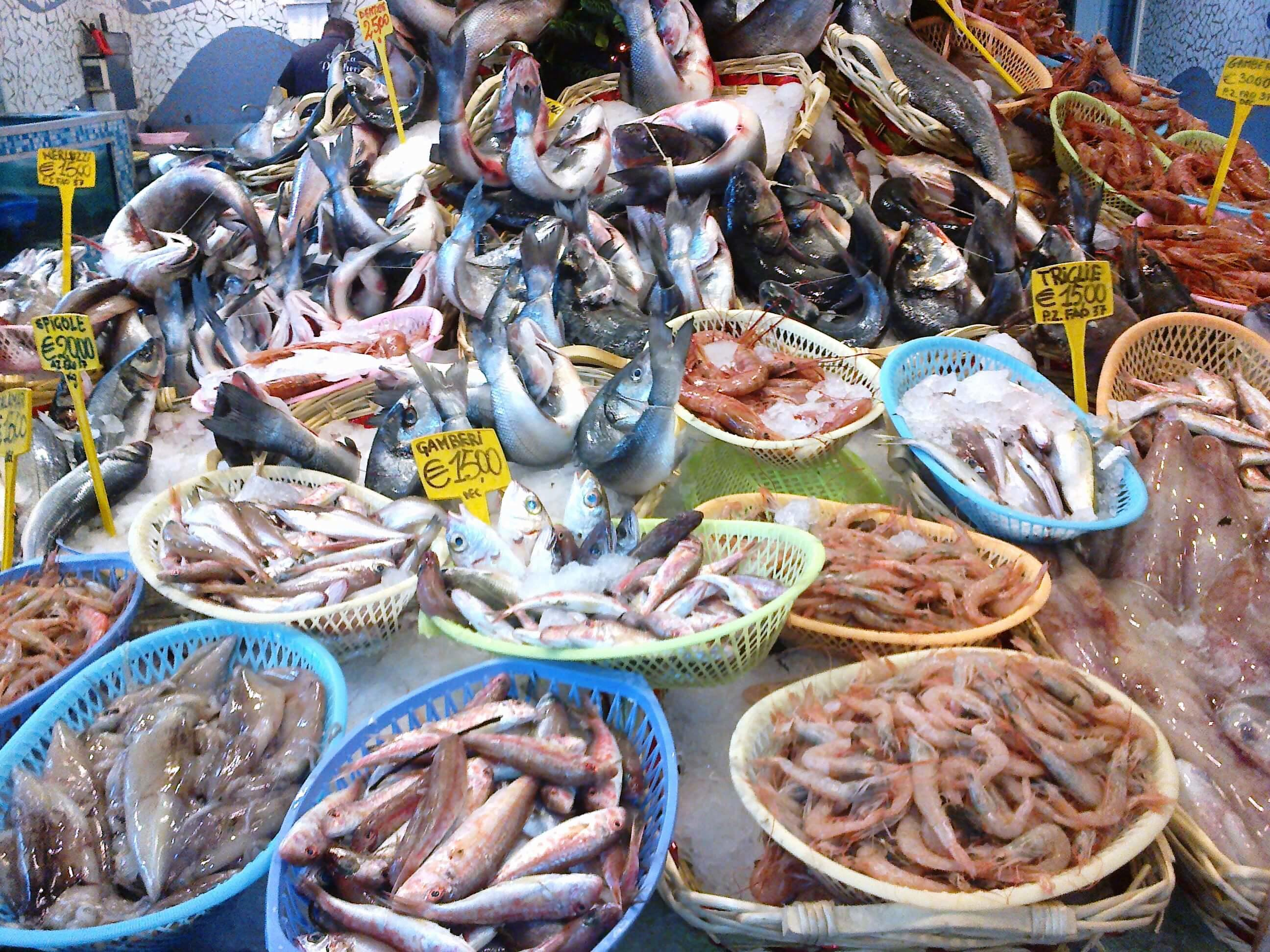 rybí trh v Bari
