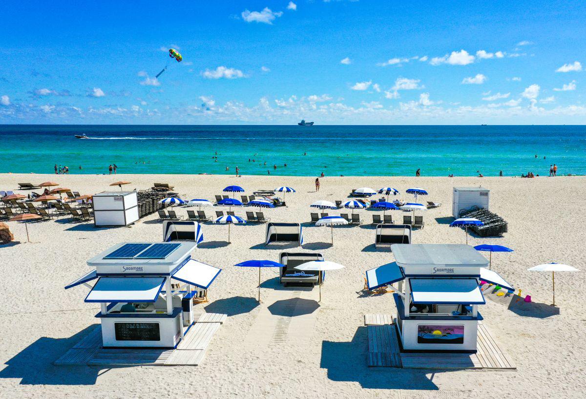 písčitá pláž v Miami