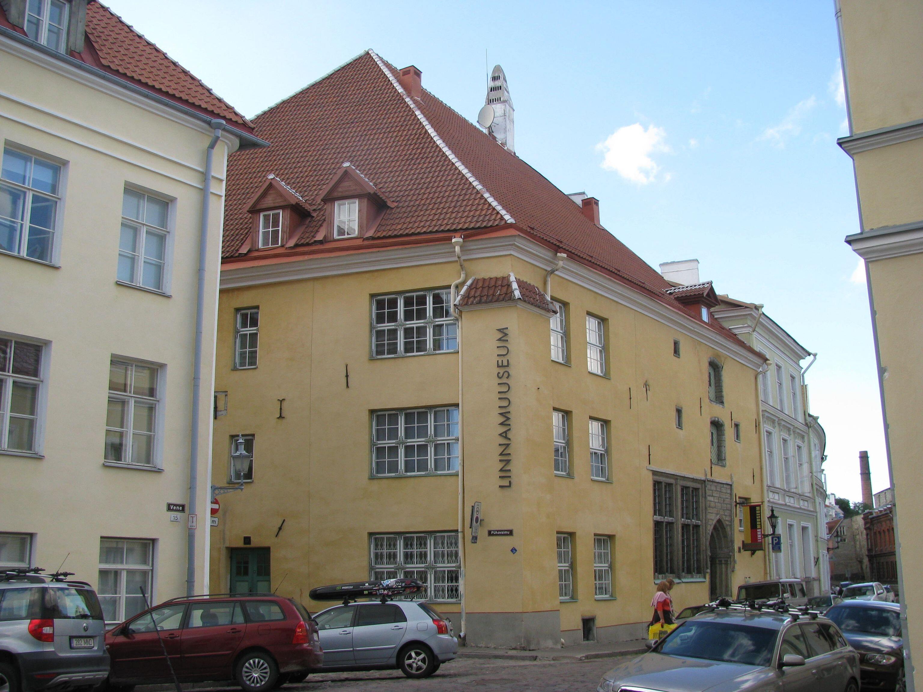 Tallinna Linnamuuseumi hoone Vene tänaval.
