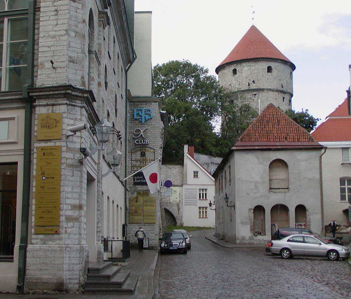 Photo of side street in Tallinn old town