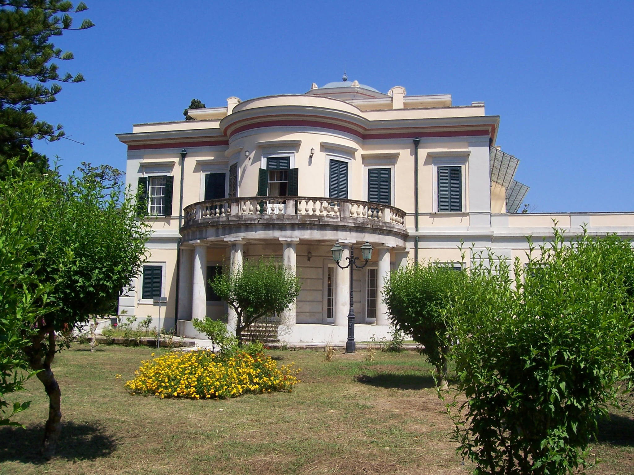 Palaiopolis - Mon Repos Museum