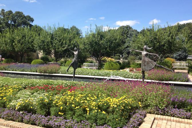 The Ewing and Muriel Kauffman Memorial Garden